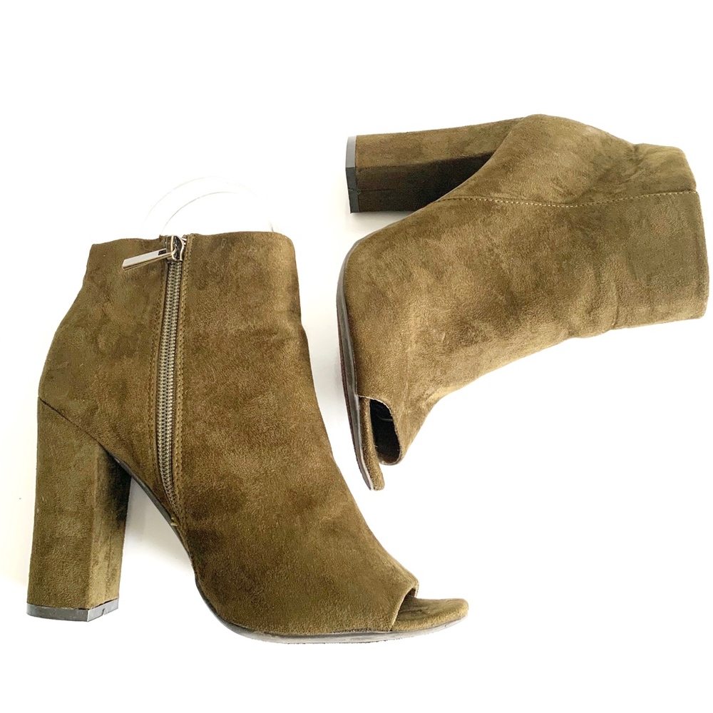 Womens Sz 8 Peep Toe Suede Block Heel Ankle Boots